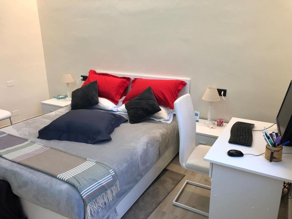 Ferienwohnung Casa Vacanze Ilaria Ceparana Exterior foto